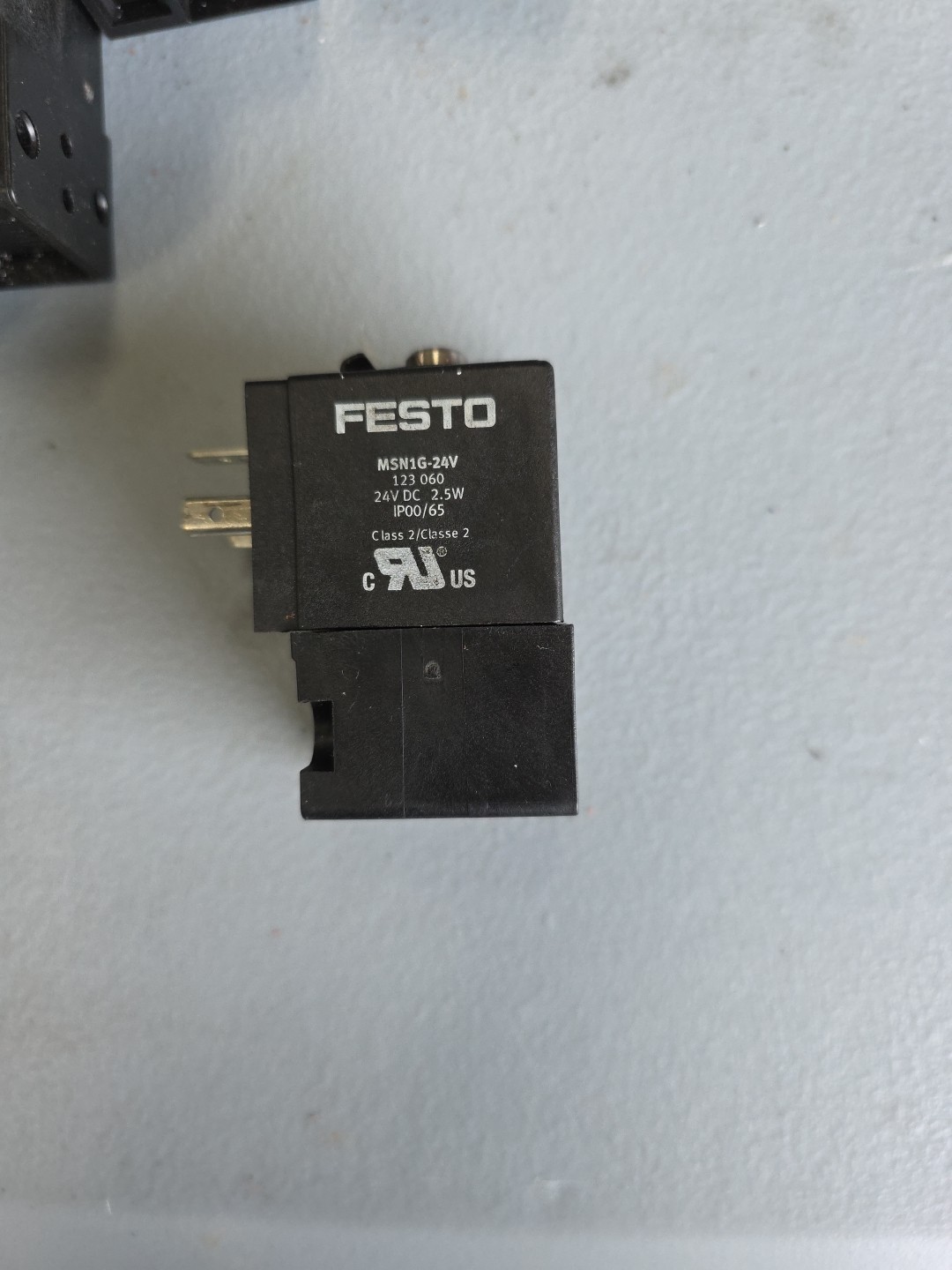 Festo MSN1G-24V 123 060 Solenoid 1J-1533-F27