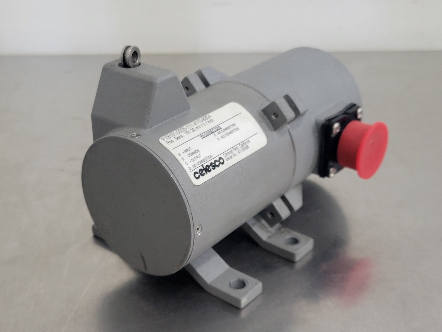 SURPLUS NEW CELESCO PT8101-0005-111-4110-8354 Position Transducer –
