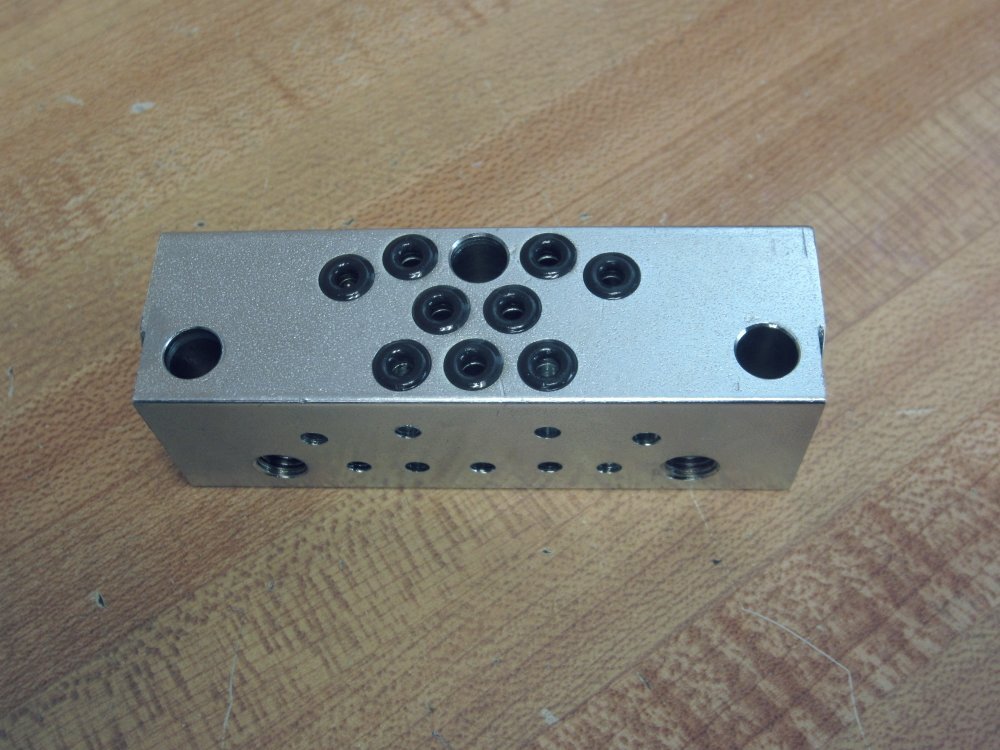 Graco Trabon Lubriquip B12A Divider Block NPSF