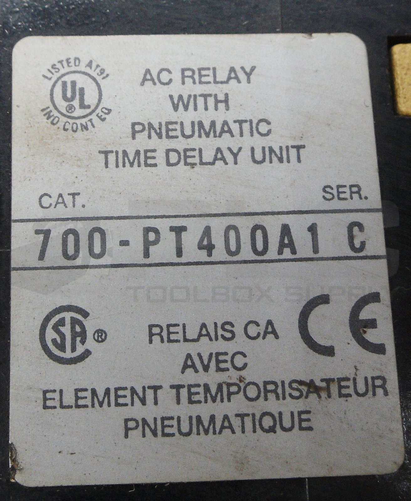 ALLEN BRADLEY 700-P400A1 /B AC RELAY W/ 700-PT400A1 /C TIME DELAY UNIT
