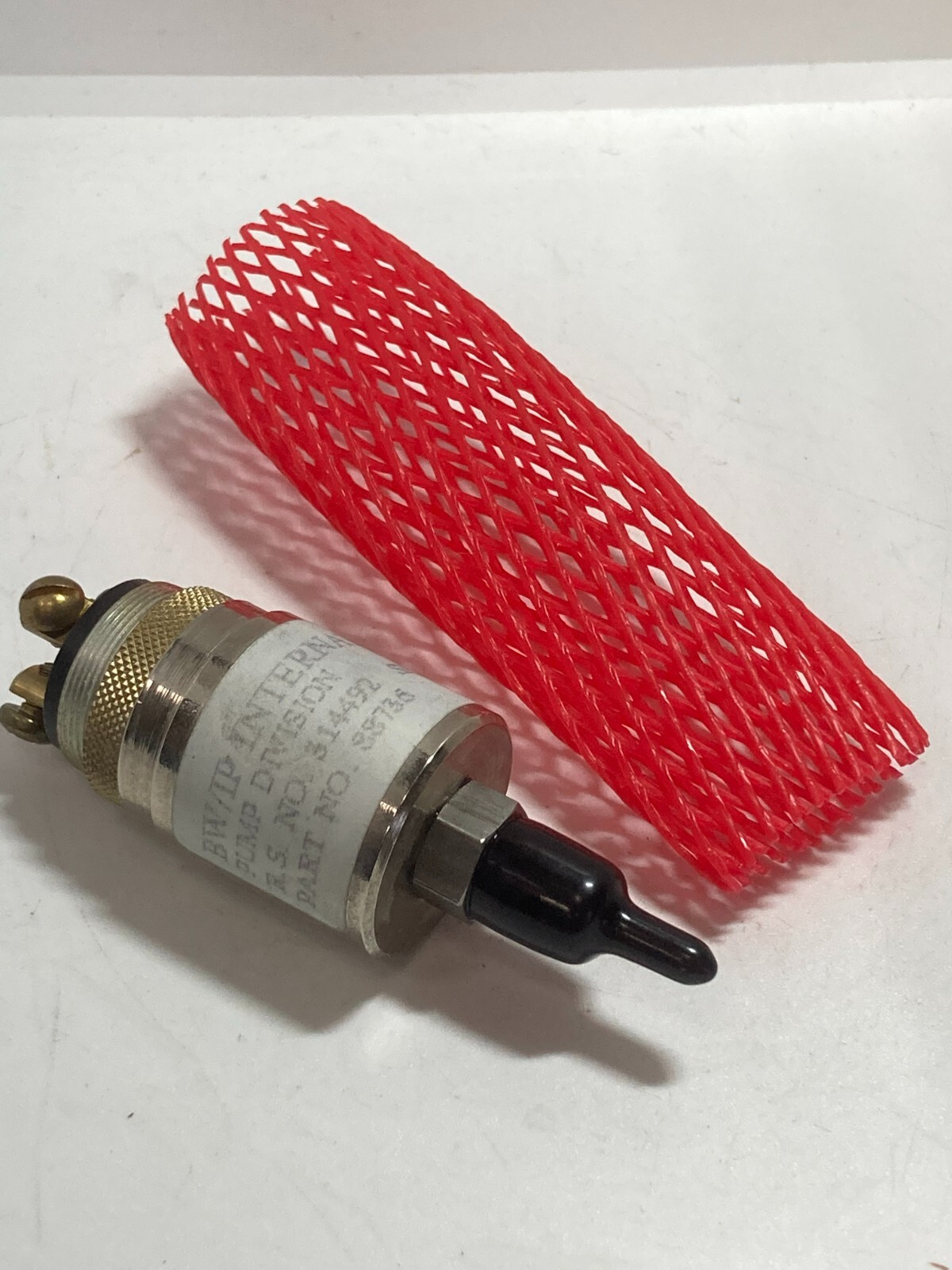 BORG-WARNER/IP 88736 PRESSURE SWITCH ACTUATOR HYDRAULIC-PNEUMATIC NNB