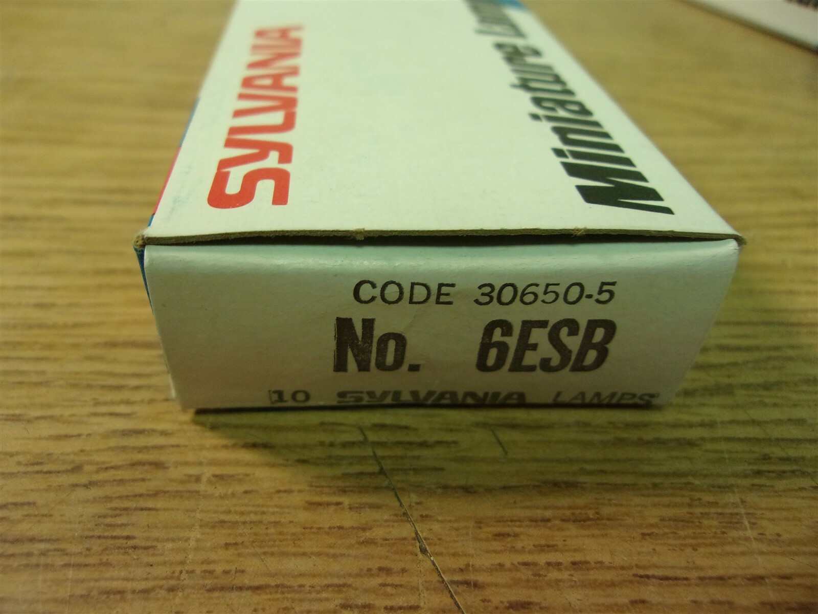 NEW Sylvania 6ESB Miniature Light Bulbs 30650-5 Lot of 10 *FREE SHIPPING*