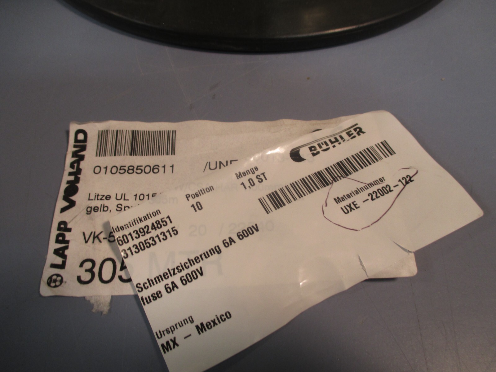 LAPP Volland Yellow Cordset UL 1015/ MTW/CSA/HAR 305-MTR 0105850611