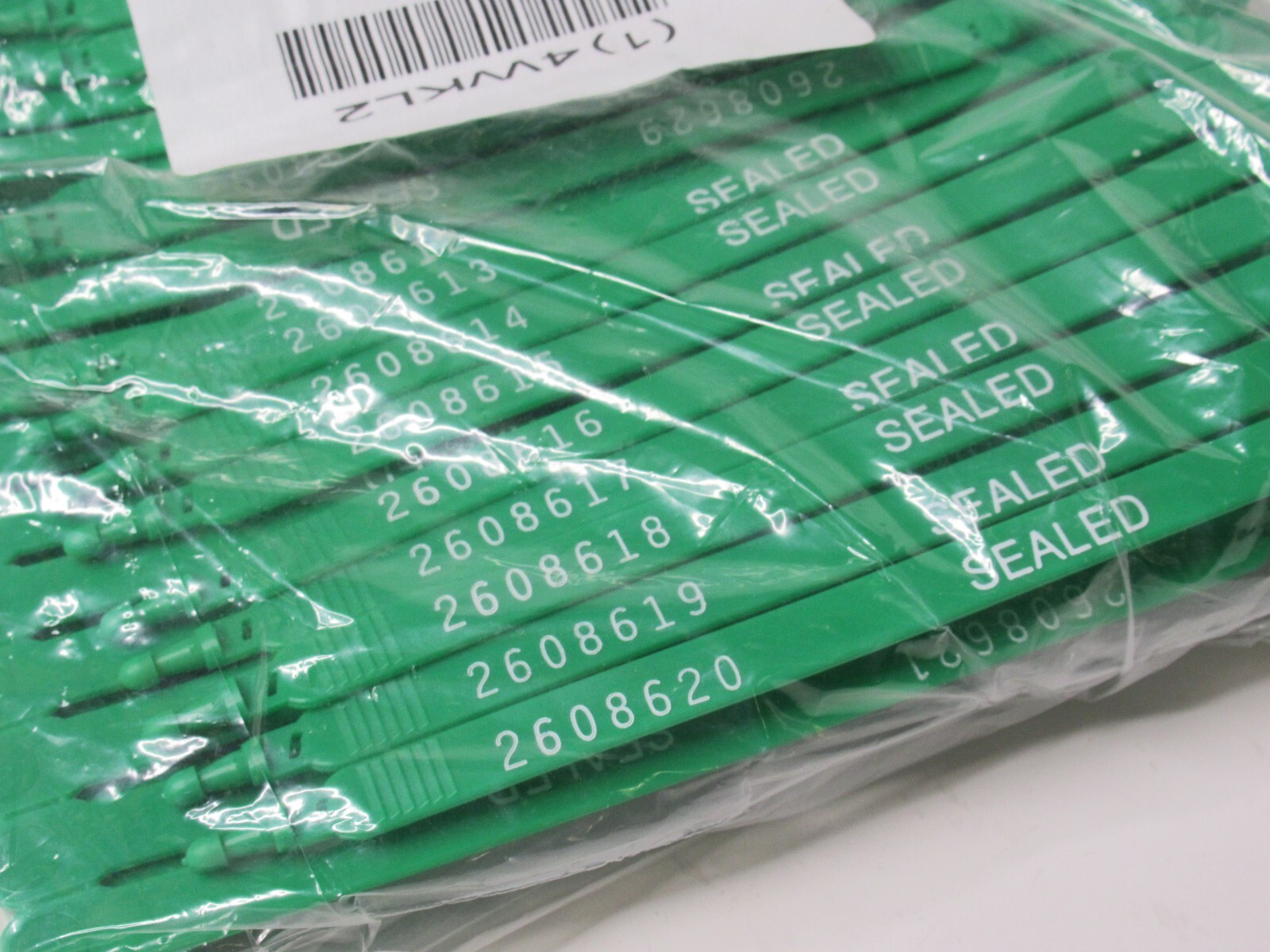 (NEW – Pack of 100) TYDENBROOKS 4WKL2 Green Truck Strap