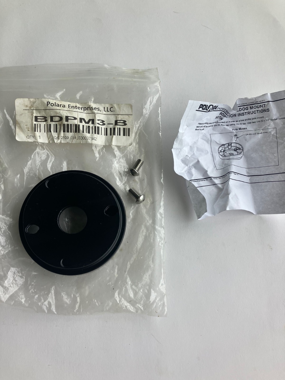 BDPM3-B: Polara Round Bulldog Universal Mount Black