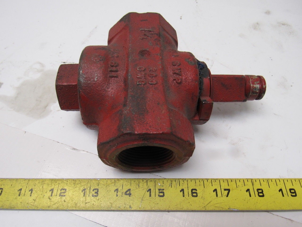Homestead Fig 611 1-1/2″ NFPT Lubricated Valve 150 SWP 200 OWG