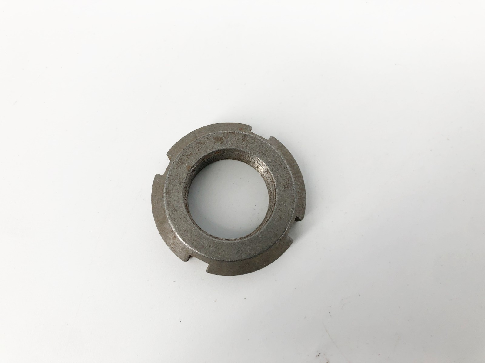Lot of 7 New N-04 Lock Nuts 0.781-32 Thread 1.3750″ OD – No Box