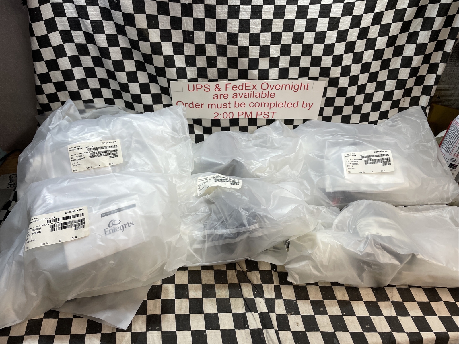 Entegris Fluoroware, 8PM16F01, 8PM-16F-01, 9435395, 100368015, LOT OF 6