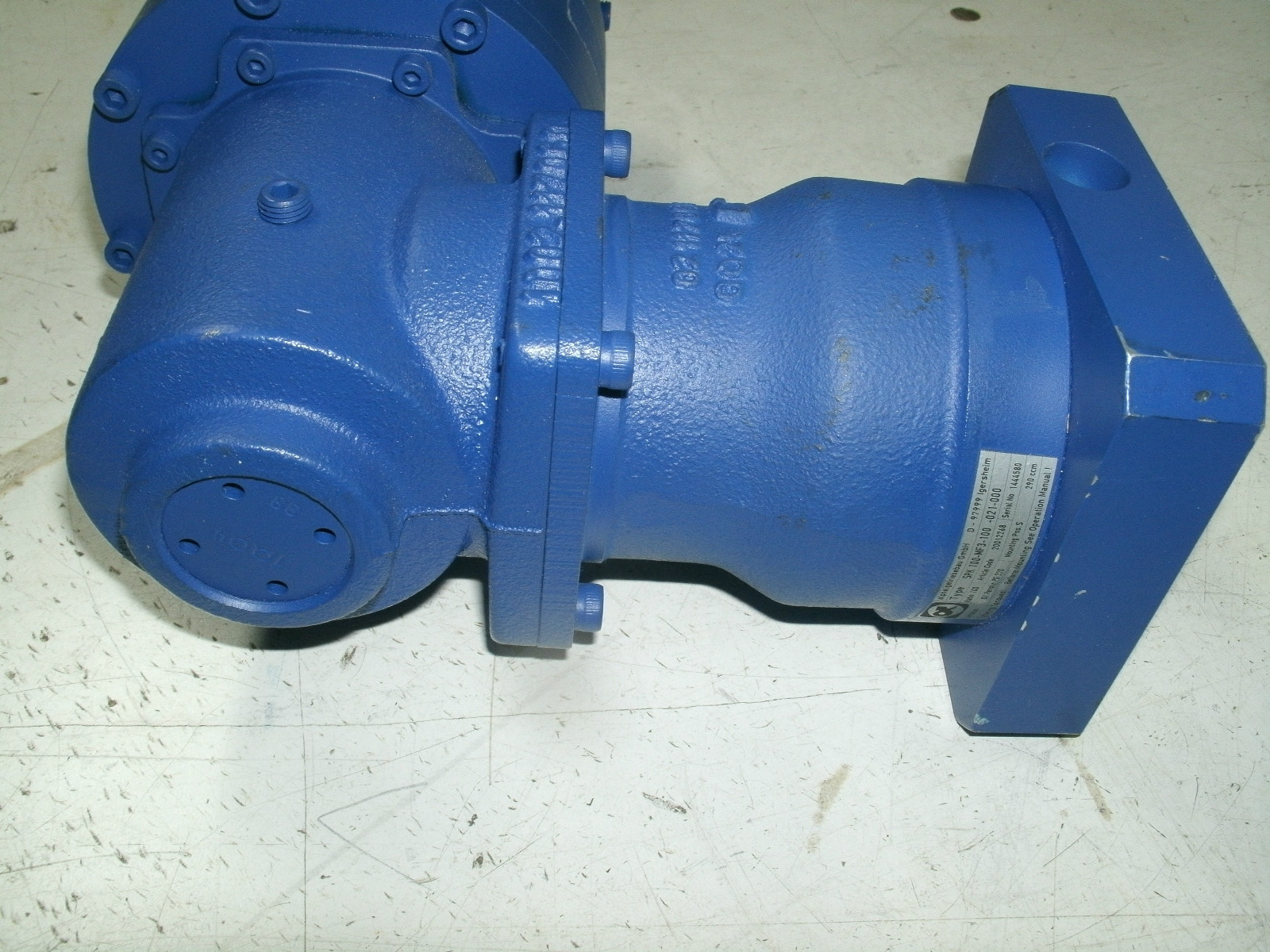 ALPHA GETRIEBEBAU RIGHT ANGLE GEAR BOX SPK100-MF3-100-021-000 RATIO 100 USED