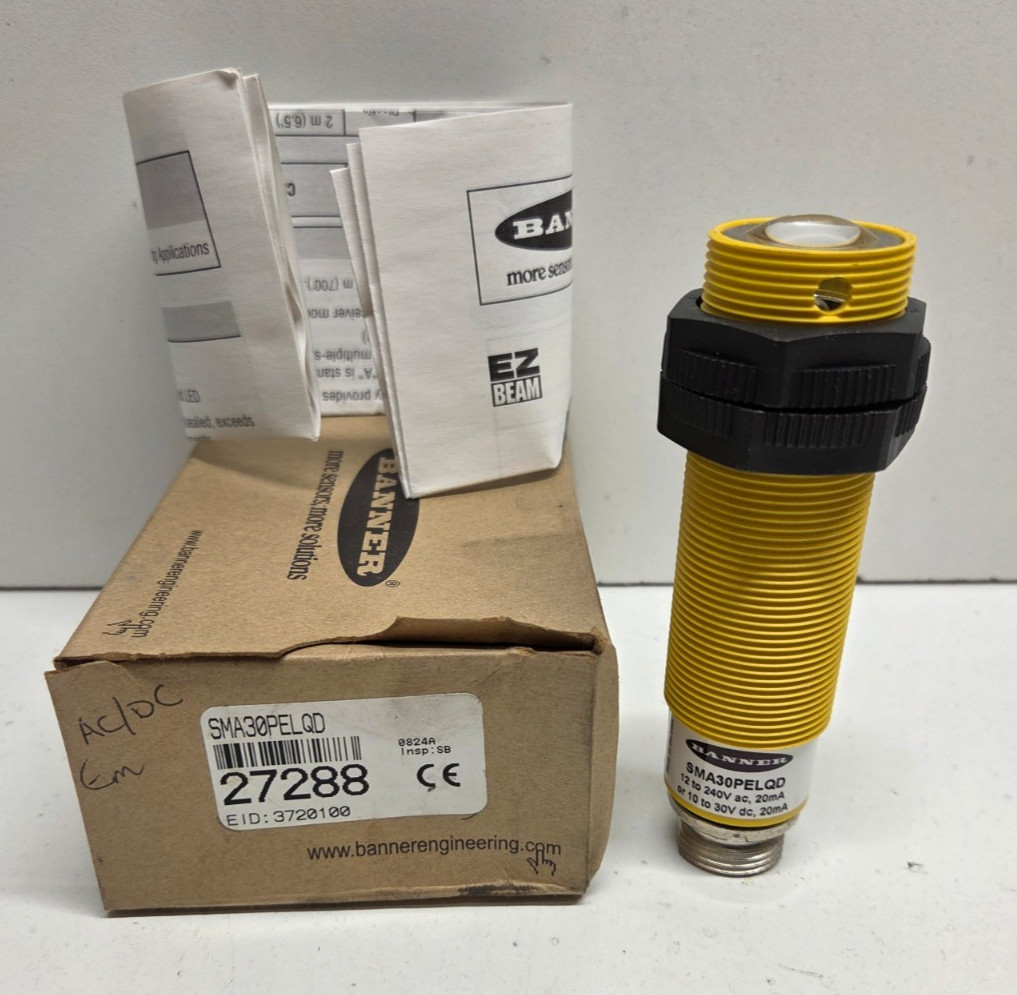 NEW IN BOX! BANNER 10-30V/12-240V PHOTO SENSOR AC/DC EMITTER SMA30PELQD 27288