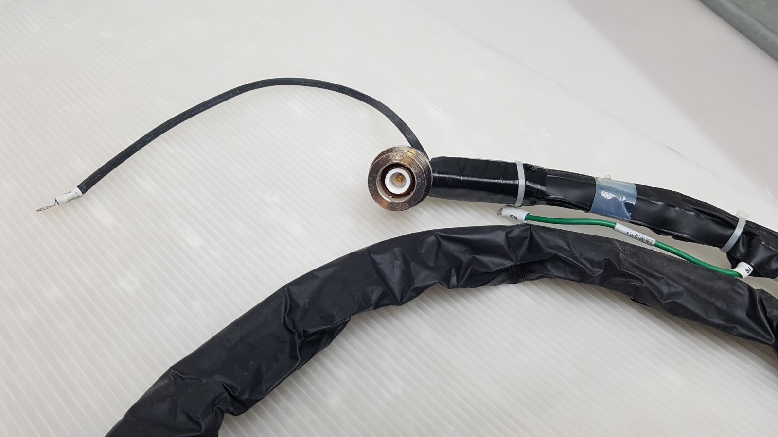 TEL TOKYO ELECTRON RF GENERATOR CABLE 2L87-105457-V3 L=2.4M