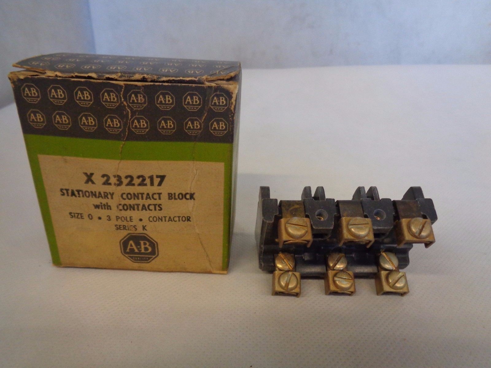 NEW ALLEN BRADLEY X-232217 STATIONARY CONTACT BLOCK SIZE 0 3 POLE SERIES K