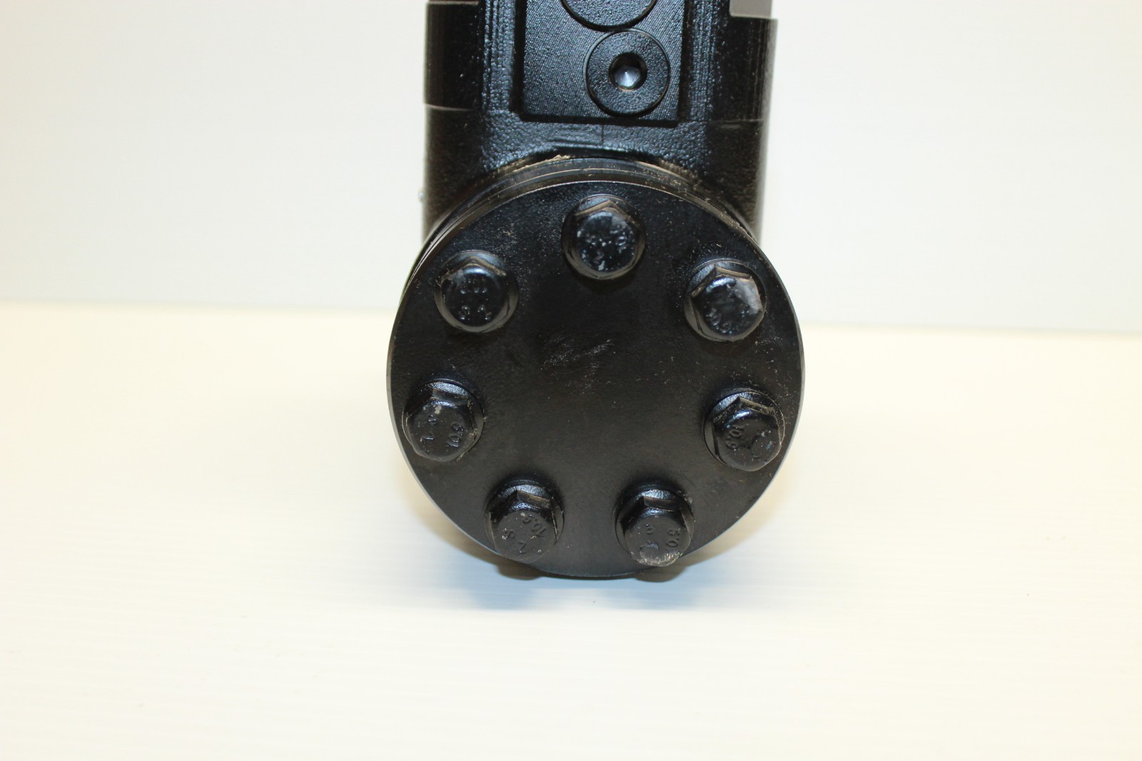 ⭐NEW⭐ Sonic Hydraulics F-763A244-AA Steering Motor for Ford Case