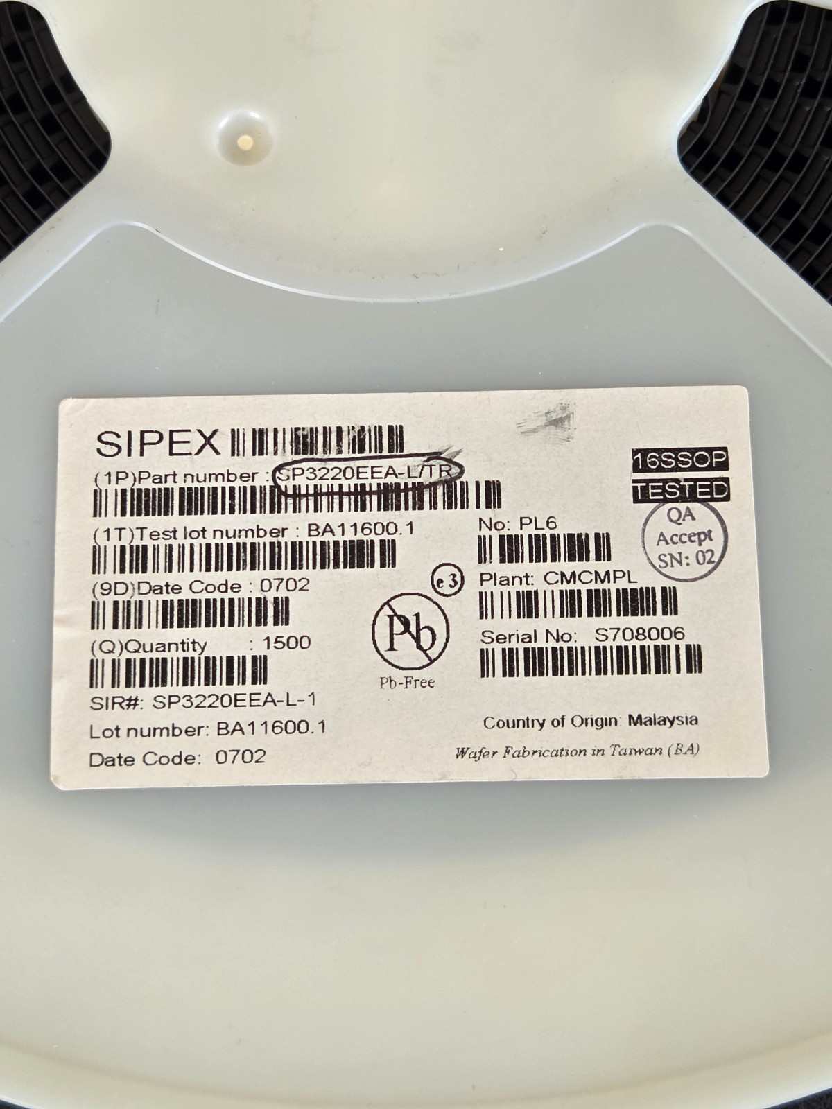 Partial reel of ~1200 pieces of Sipex part # SP3220EEA-L/TR RS-232 Interface IC