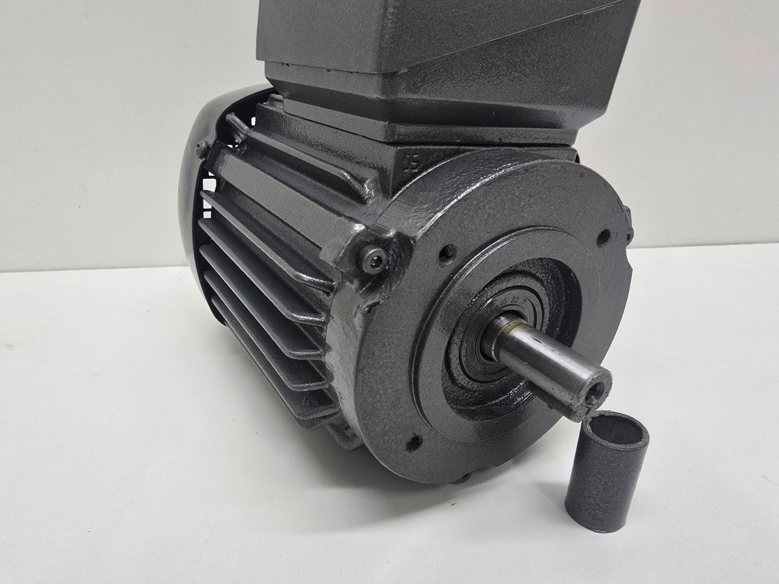 NEW OLD STOCK! KEB AMERICA 0.25KW AC MOTOR KPER71G6