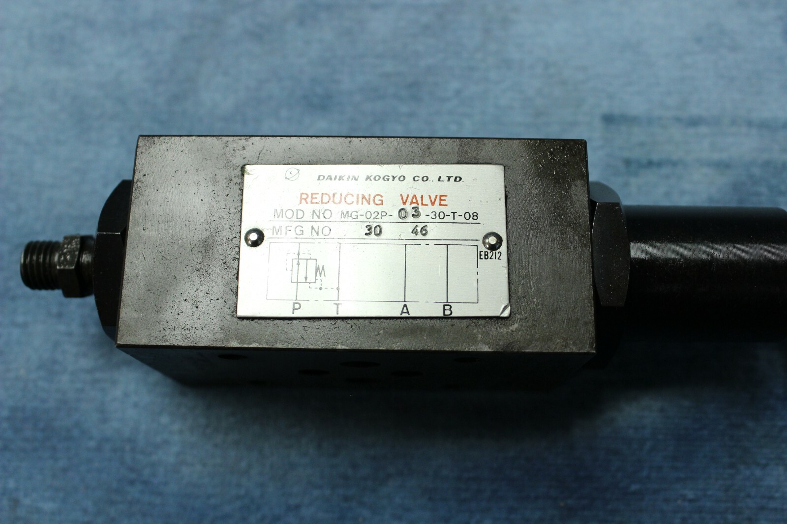 DAIKIN REDUCING VALVE MG-02P-03-30-T-08 (6 month warranty)