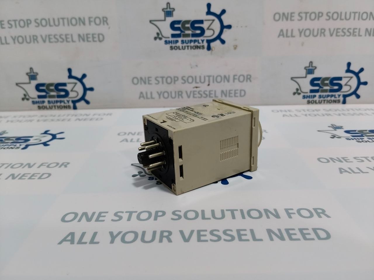 Omron H3BA-8H-305 Timer Range 0 to 1.0 hr 100/110/120VAC 50/60Hz