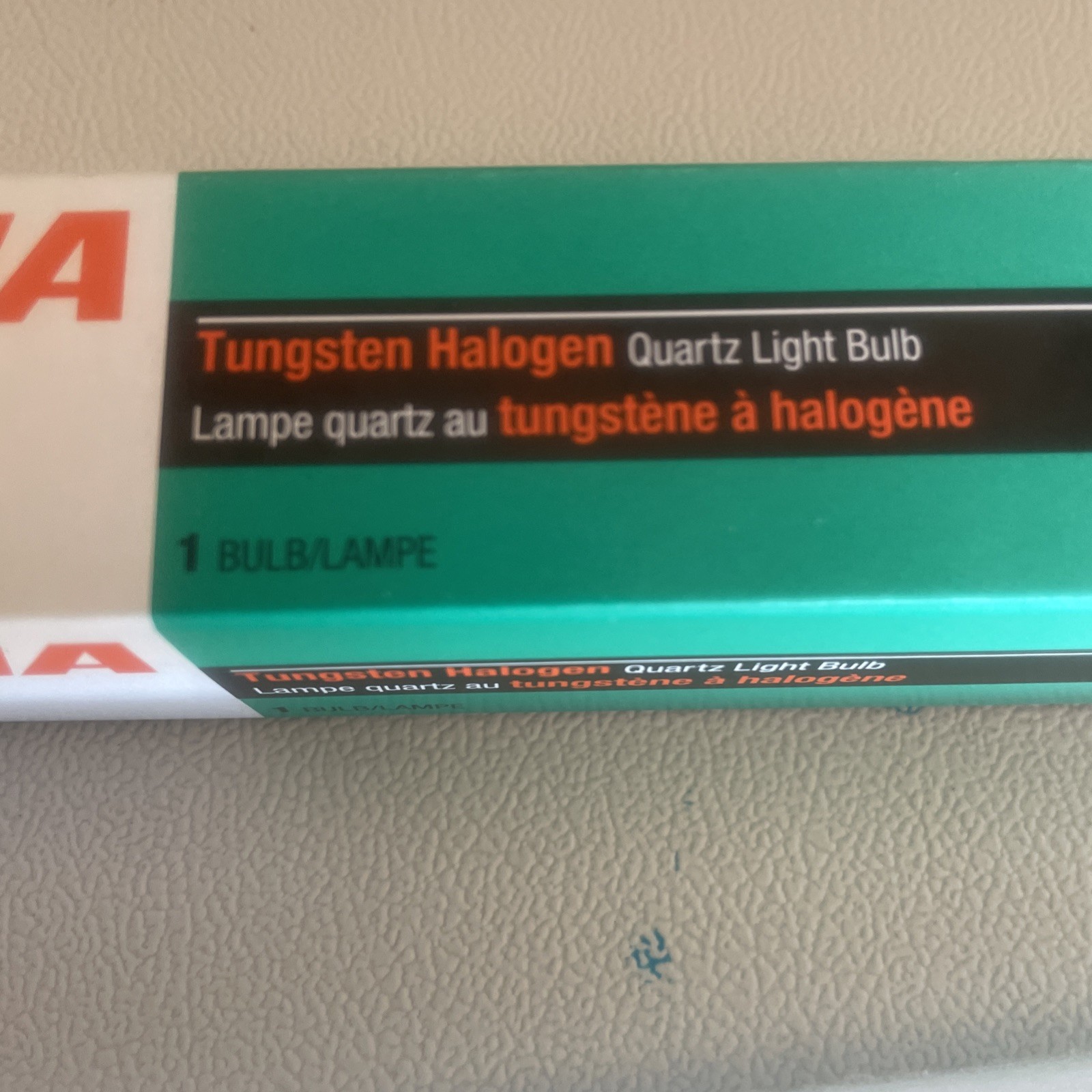 SYLVANIA 58858 Tungsten Halogen Light Bulb 1500t3q CL Rsc 1500w 277V