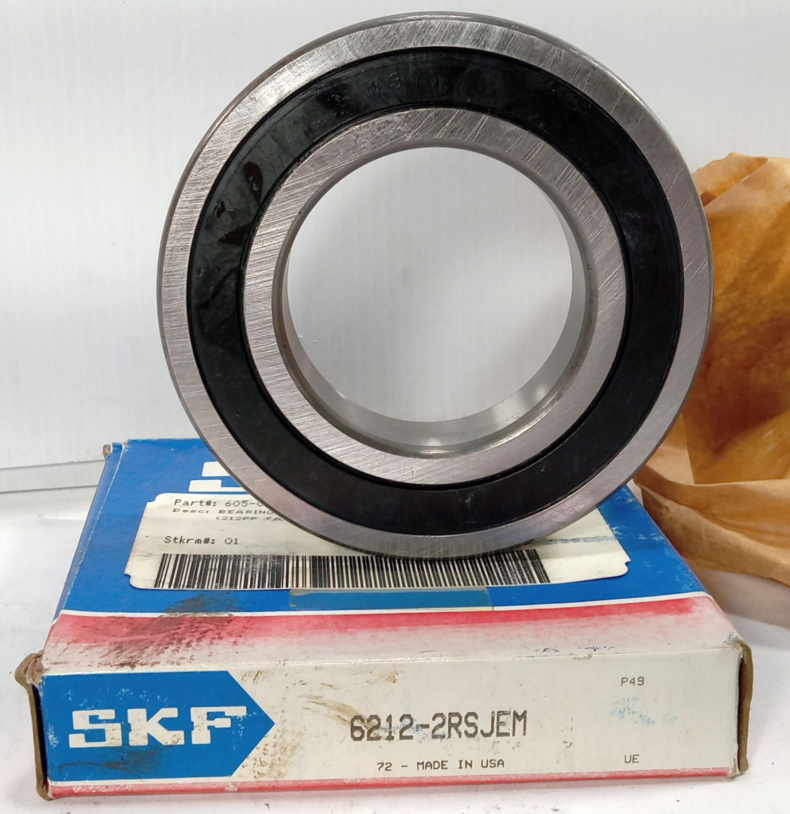 1 NEW SKF 6212-2RSJEM 60X110X22 RADIAL DEEP GROOVE BALL BEARING NIB *MAKE OFFER*