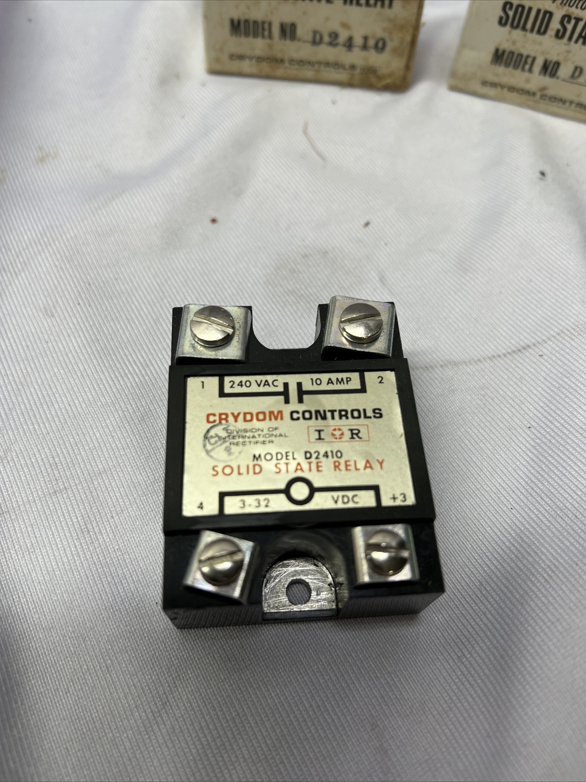 Crydom D2410FPG-10, Solid-State Relay, Control Voltage 3-32 VDC, Lot Of 2