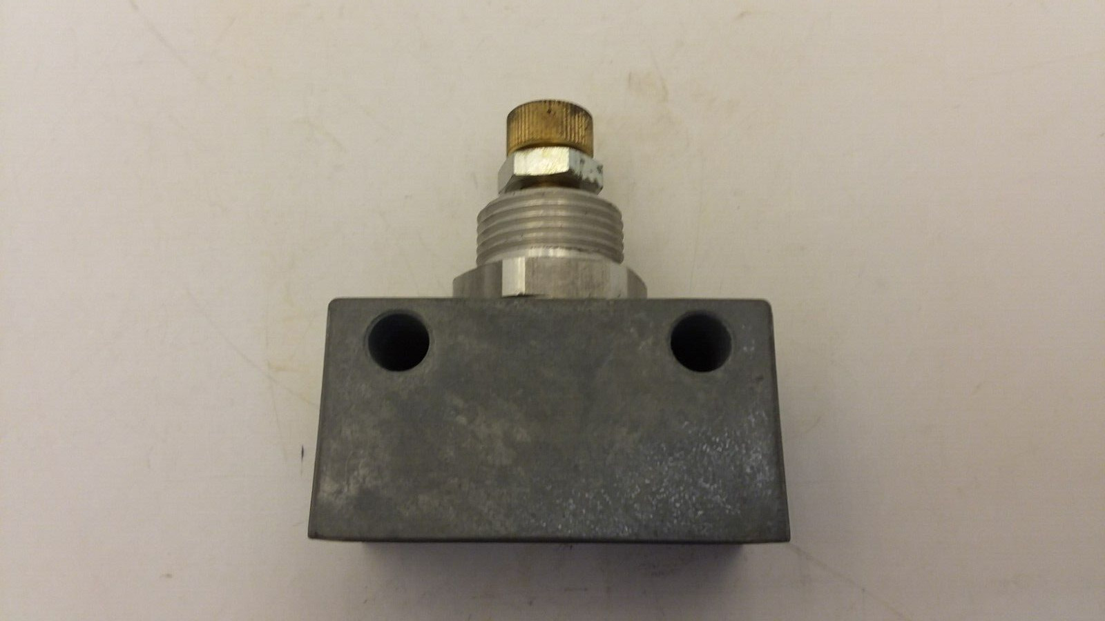 FESTO GRA-1/4B FLOW CONTROL VALVE ONE WAY 0.1 TO 10 BAR 420-780 L/MIN FLOW RATE