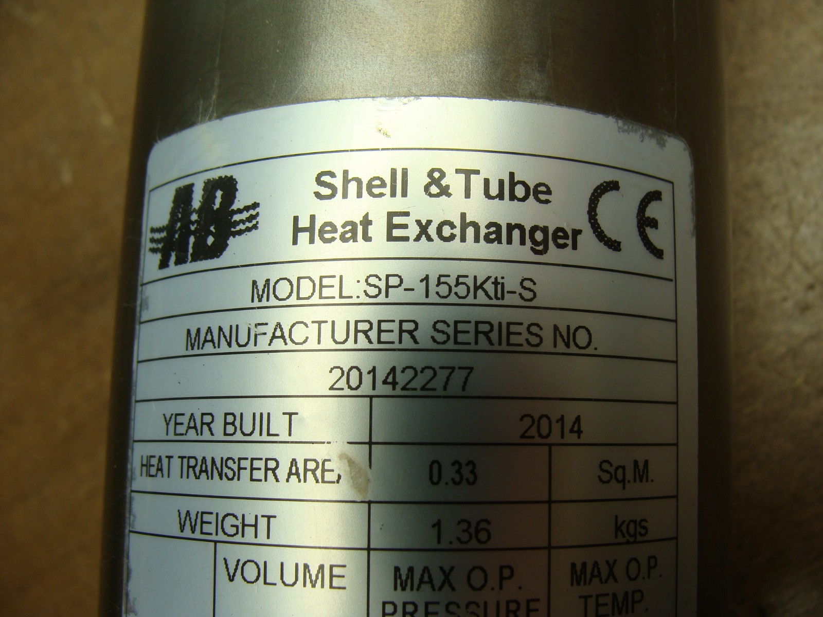 AB TITANIUM SHELL & TUBE HEAT EXCHANGER SP-155KTI-S 155,000 BTU/HR