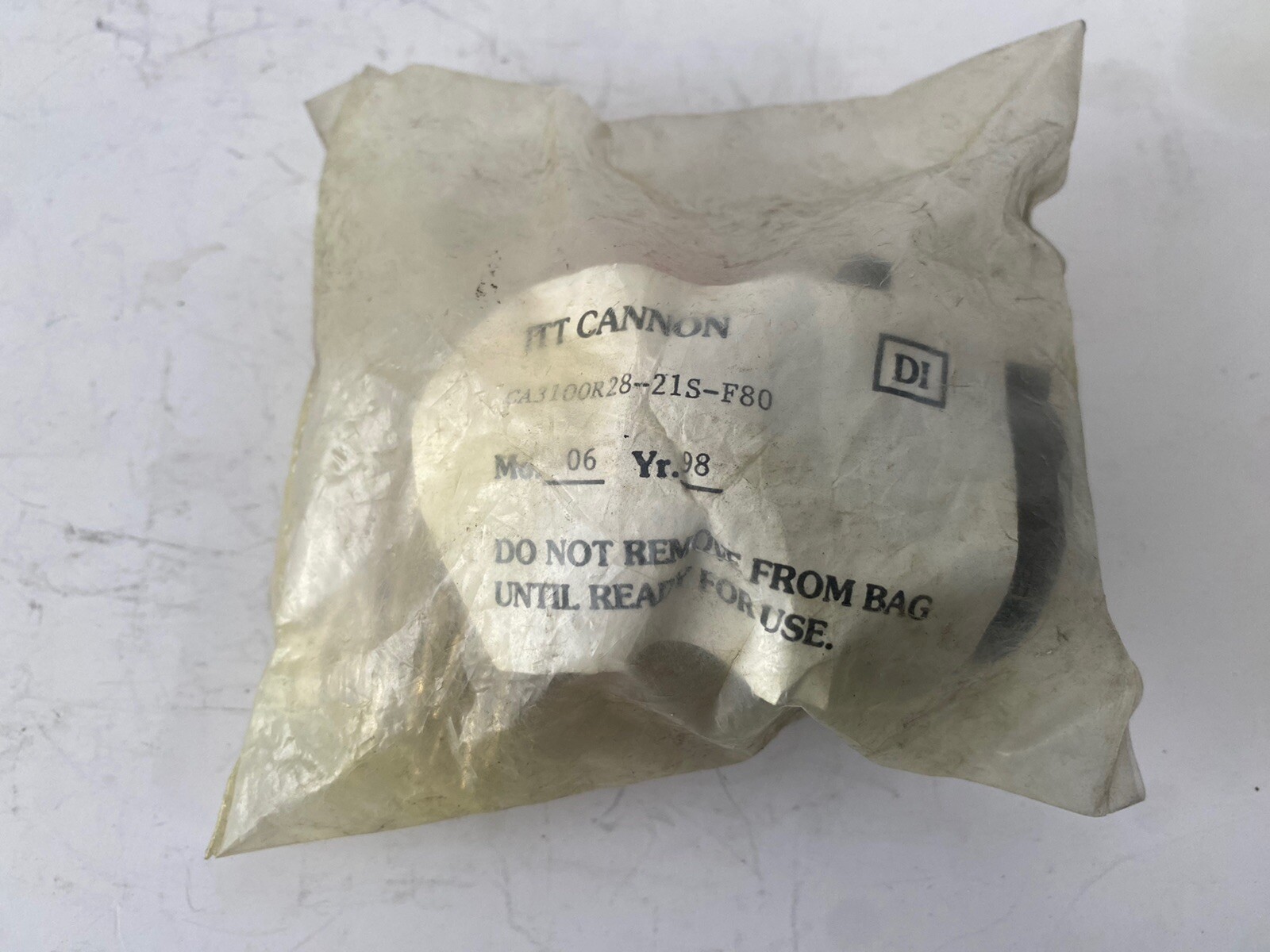 ITT CANNON CA3100R28-21S-F80 37 Position Circular Connector Plug