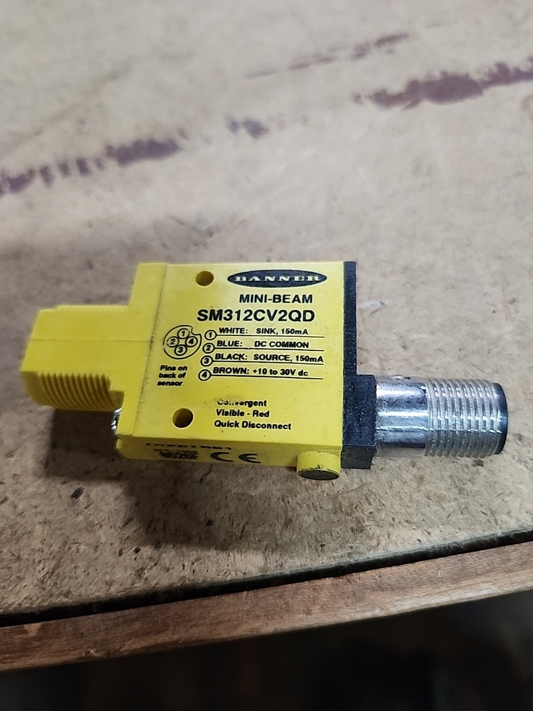 BANNER SM312CV2QD PHOTOELECTRIC SENSOR MINI-BEAM 10-30VDC 150mA QUICK-DISCONNECT