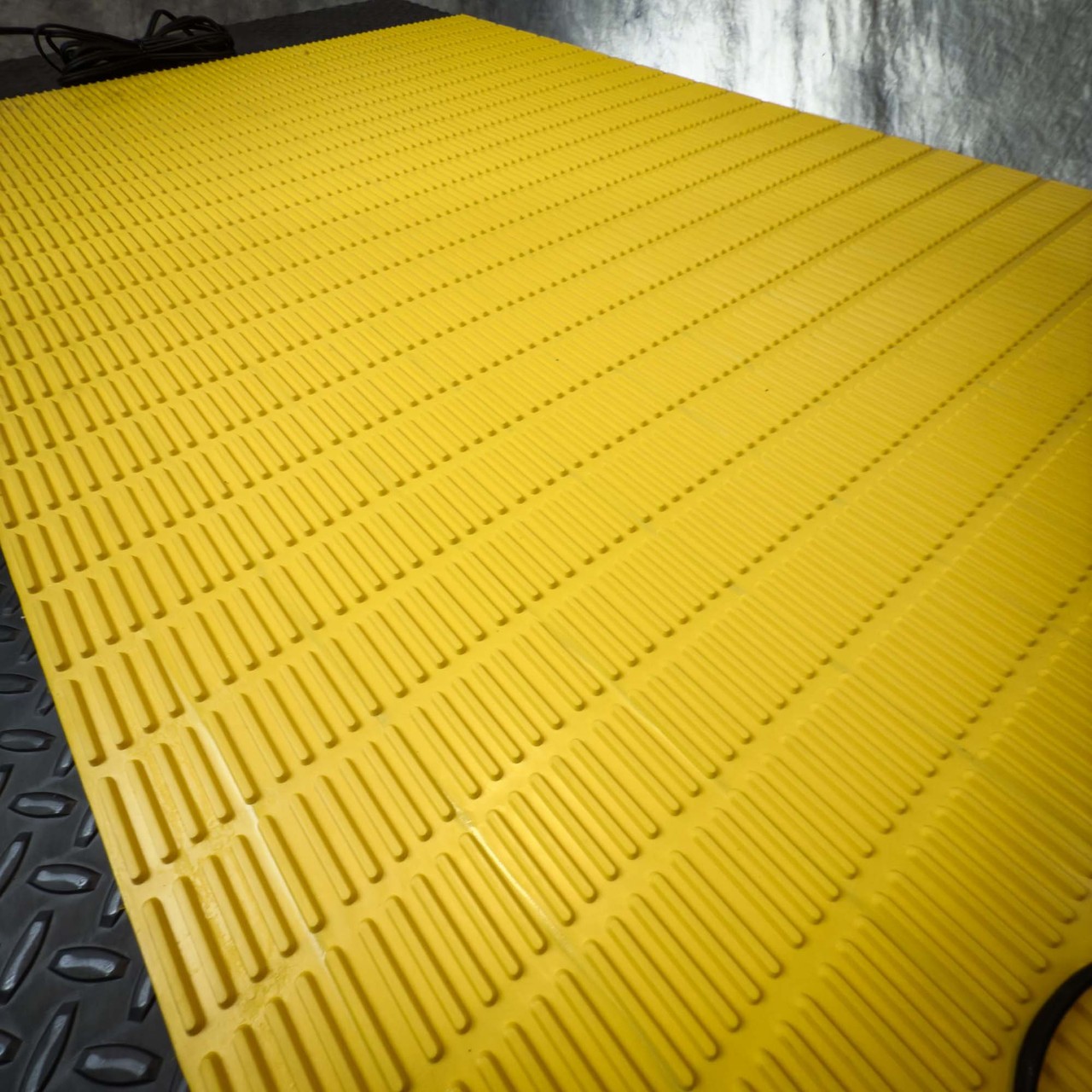 Allen-Bradley 440F-M1626BYNN MatGuard Safety Mat, 800mm x 1300mm, Unused