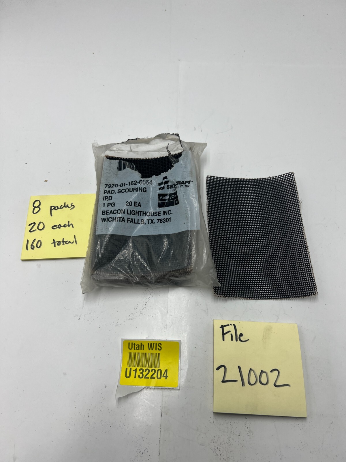 8 Packs of 20 – Skilcraft Scouring Pad Sanding Screen 4 x 5 ½” Griddle Screen