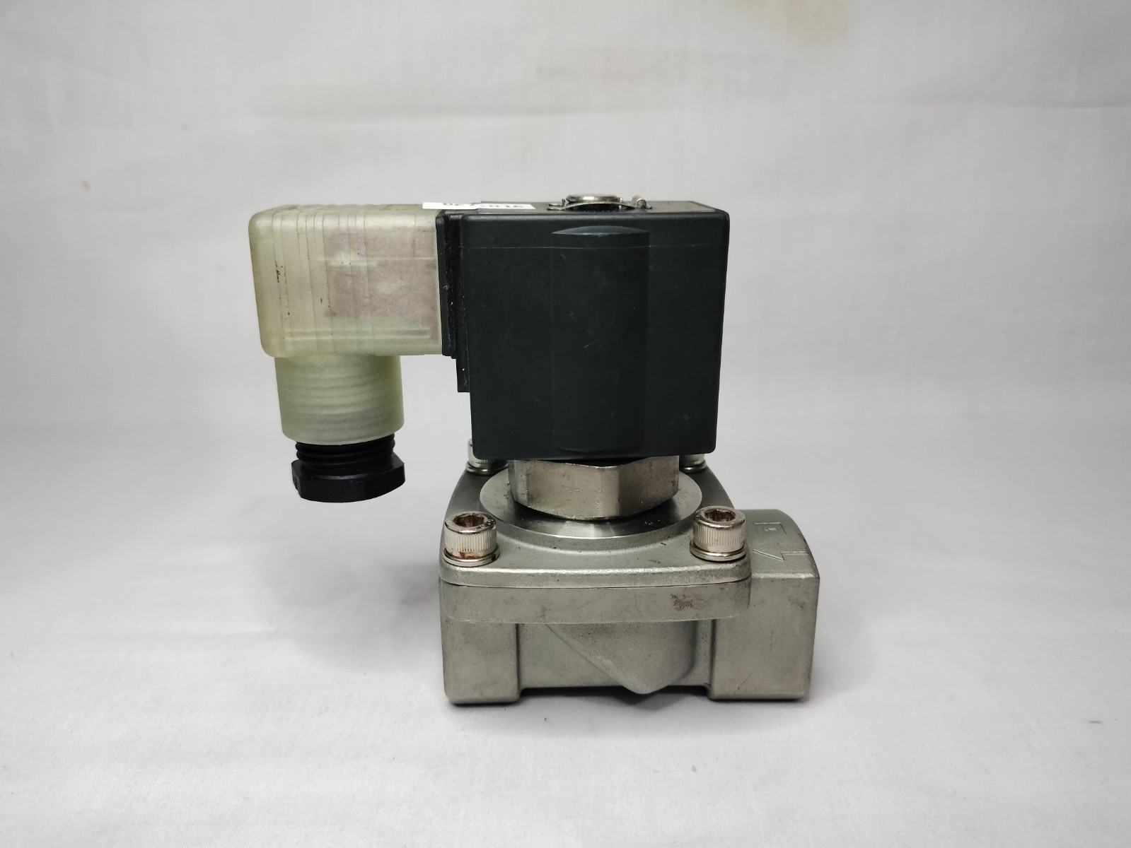 SMC VXZ2350L-06-5DZ1-B VXZ2350L065DZ1B Solenoid Valve Made in Japan