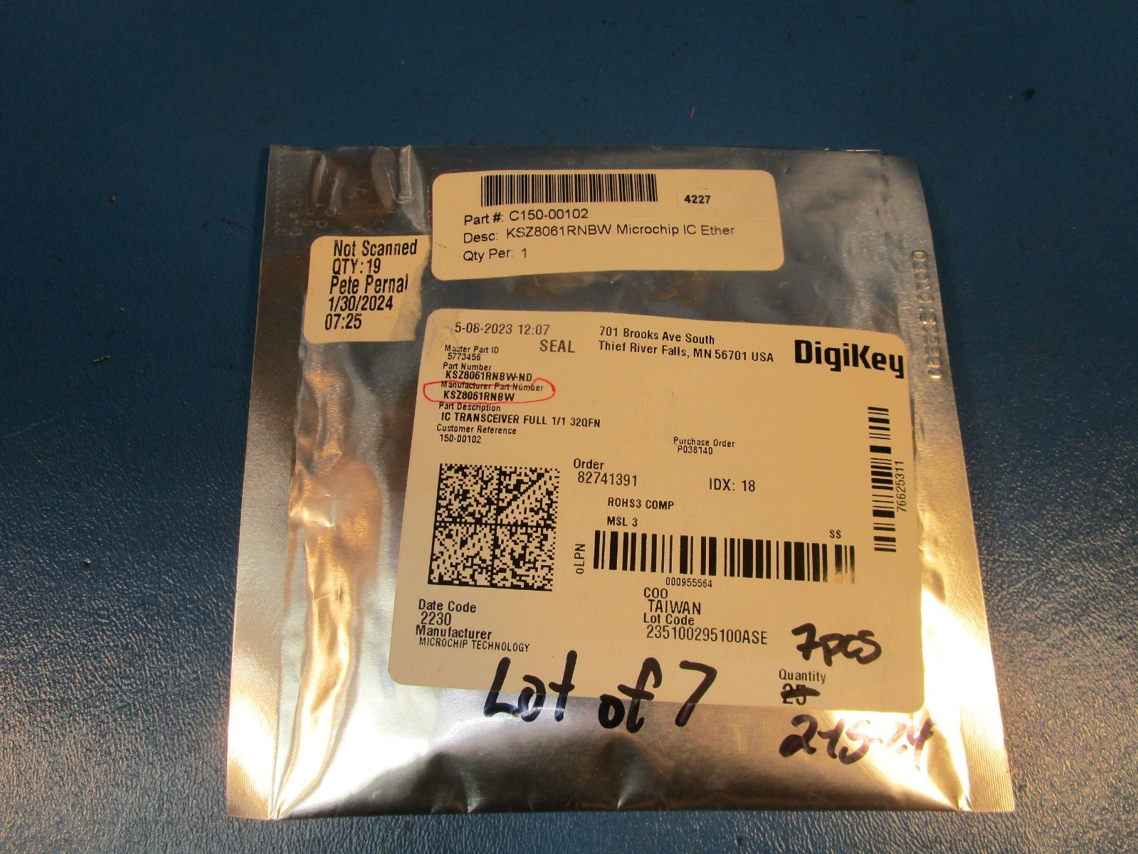 LOT OF 7 Microchip Technology KSZ8061RNBW, IC TRANSCEIVER FULL 1/1 32QFN