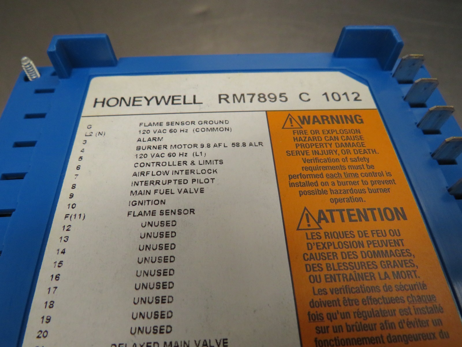 Honeywell RM7895C1012 Controller W/ Ultraviolet Flame Amplifier