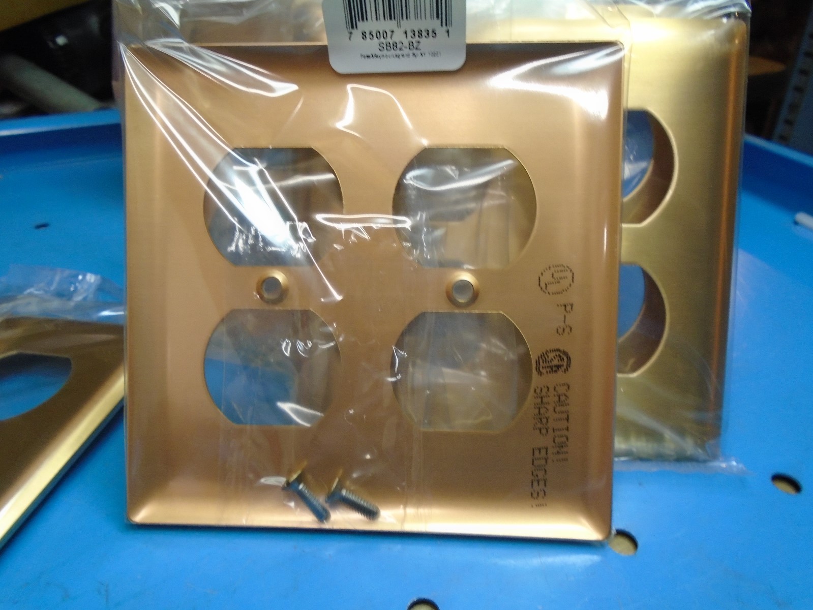 Free Ship, 5 Count, Pass & Seymour SB82-BZ, 2-Gang Duplex Cover, Brushed Bronze