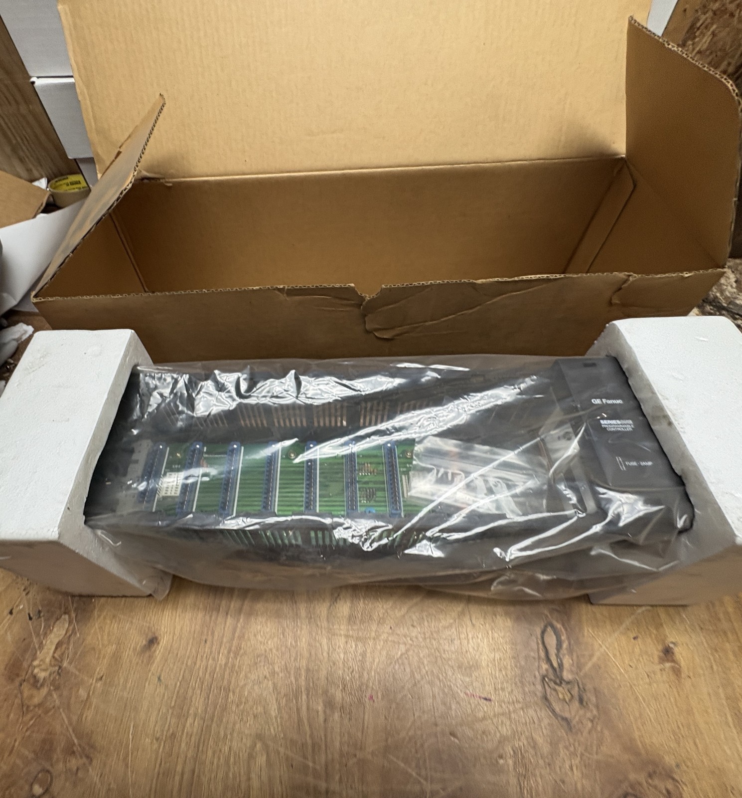New GE Fanuc Series ONE Programmable Controller IC610CHS130A