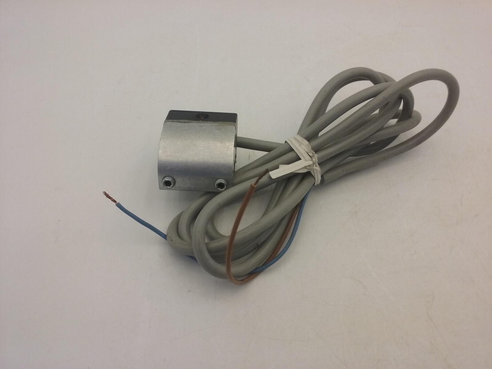 HOERBIGER 102237 PNEUMATIC CYLINDER SWITCH 0.5A 20W 30VA