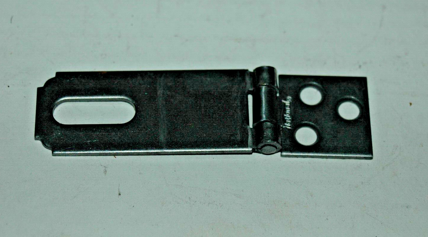 HASP, WROUGHT STEEL, 2-1/2″ MCKINNEY #820 OR EQUIV. ORG. VEN.#1088 -SURPLUS-