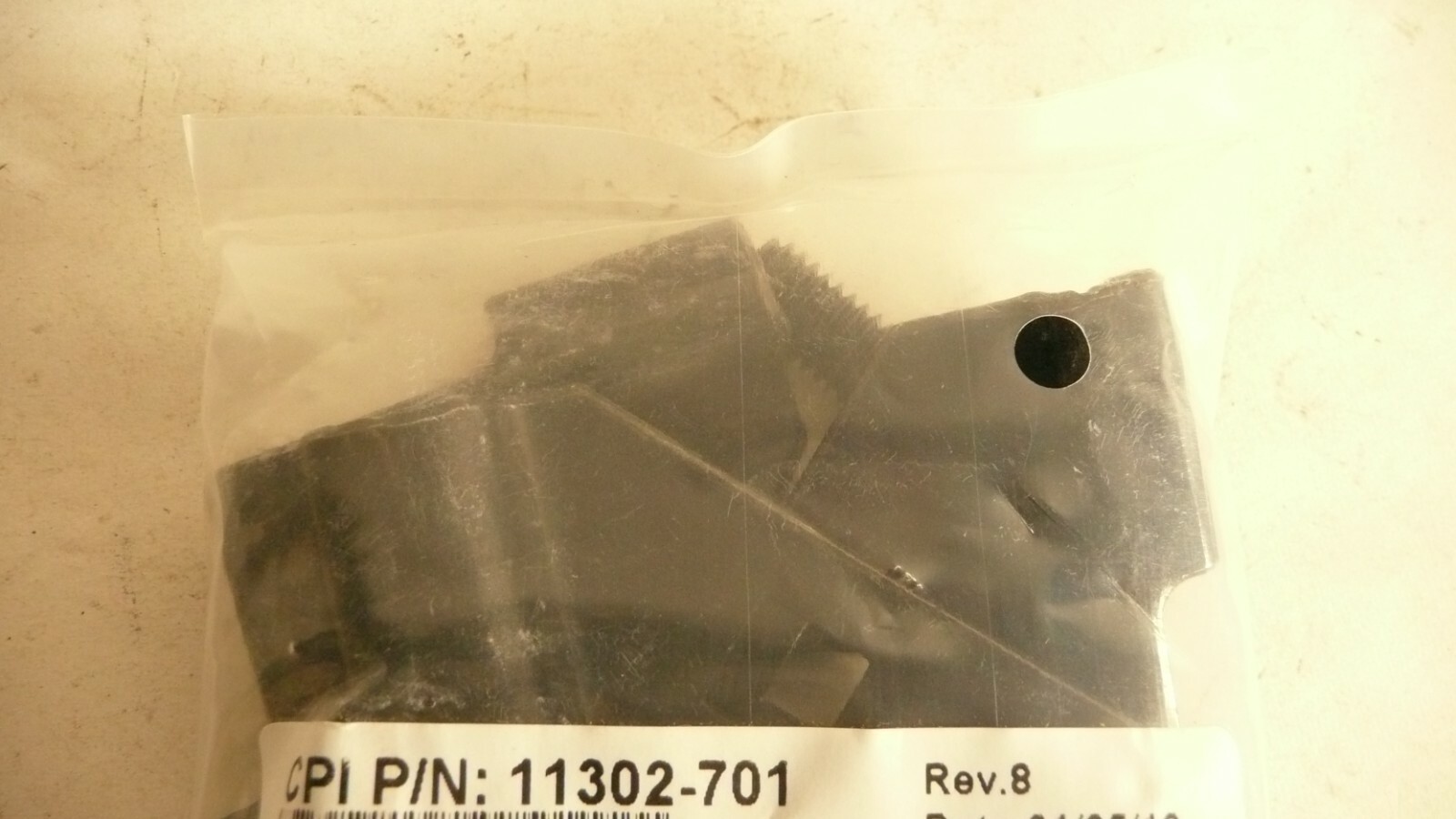 NEW CHATSWORTH PRODUCTS 11302-701 JUNCTION SPLICE KIT, 1-1/2″ STRINGER, BLACK