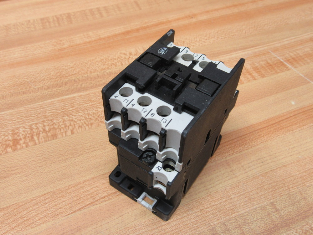 Klockner/Moeller DIL00 M Contactor DIL00M 110V/120V Coil
