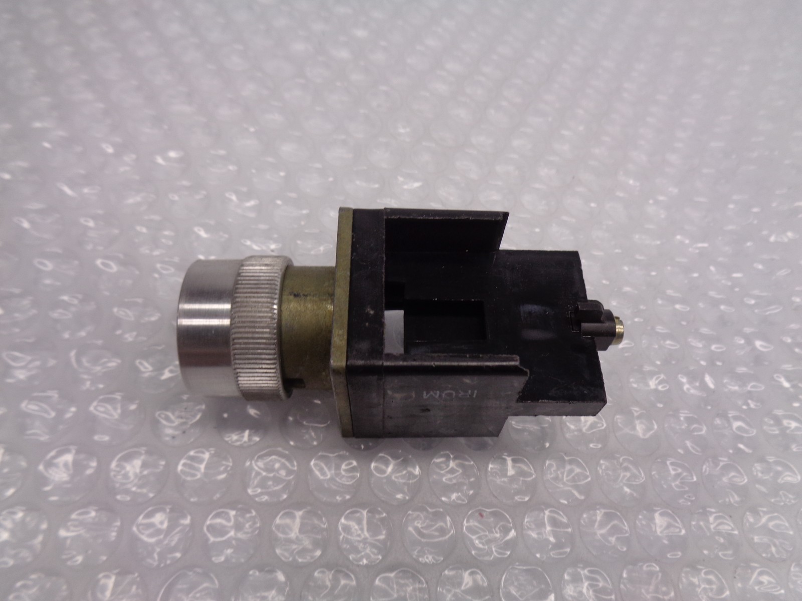 ALLEN BRADLEY 800MR-A1 SER.A PUSHBUTTON GREEN NSNP