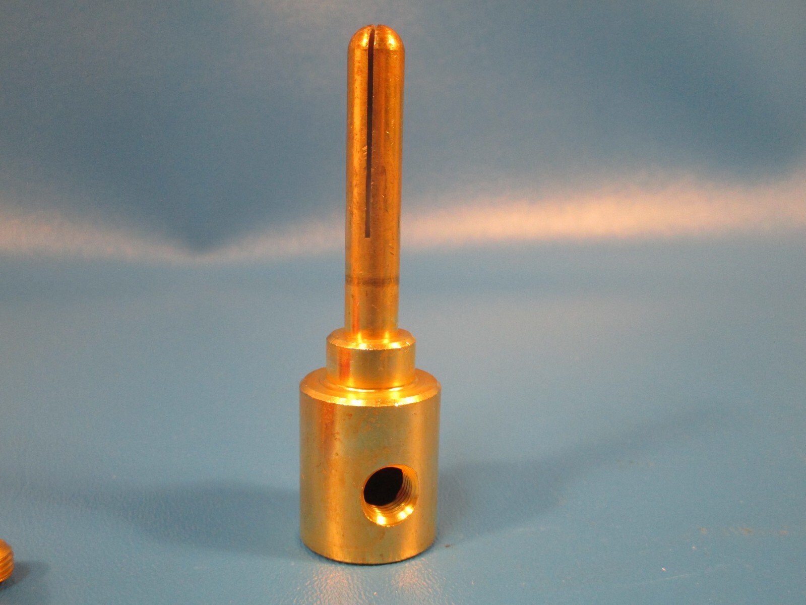 Supercon PP250GR RED High Power Pin Type Test Plug, 250 amps, 600 volts