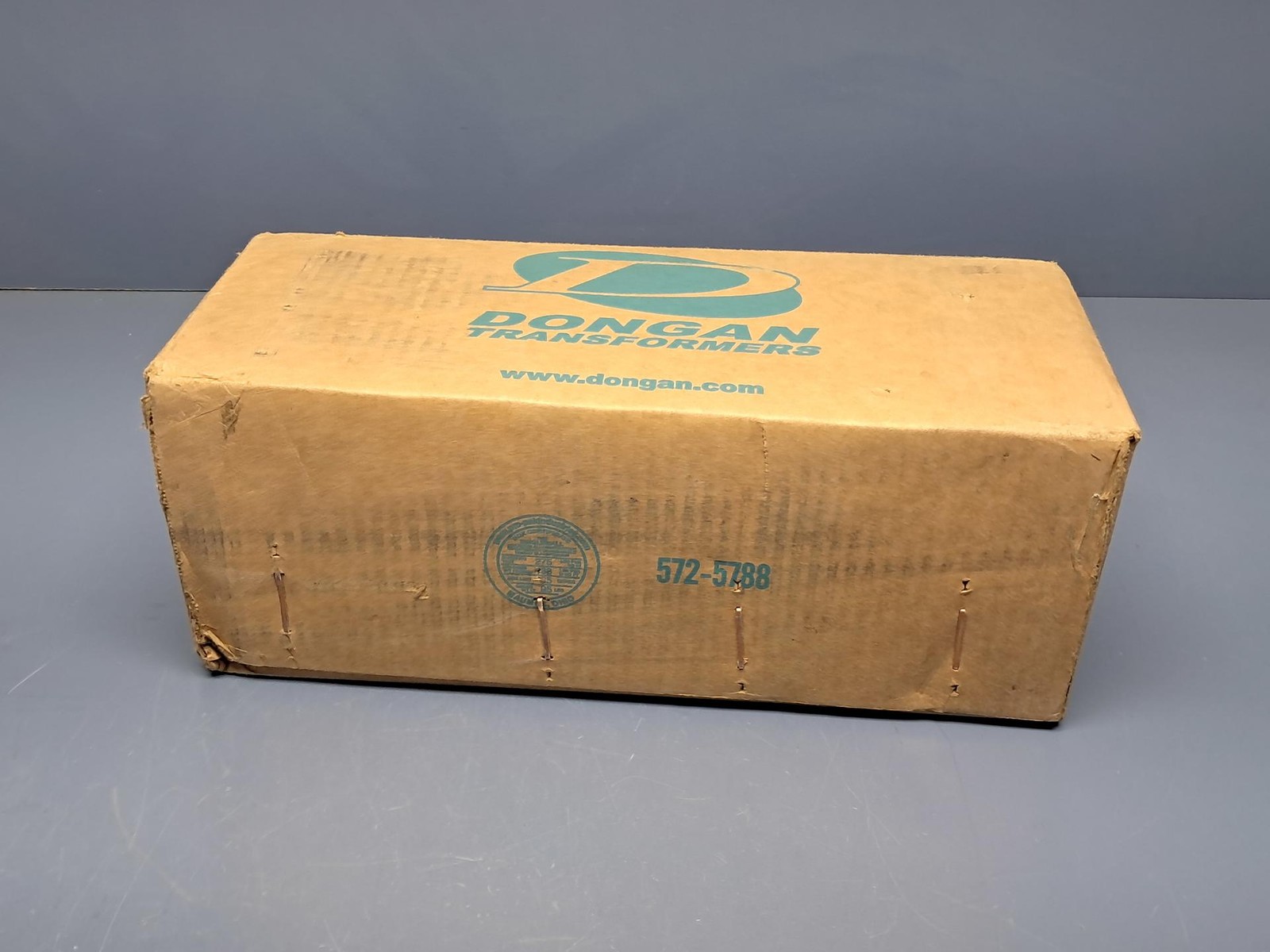Dongan 85-Y040 1.5KVA 1PH Buck Boost Transformer HV 120X240V LV 16/32 – NEW