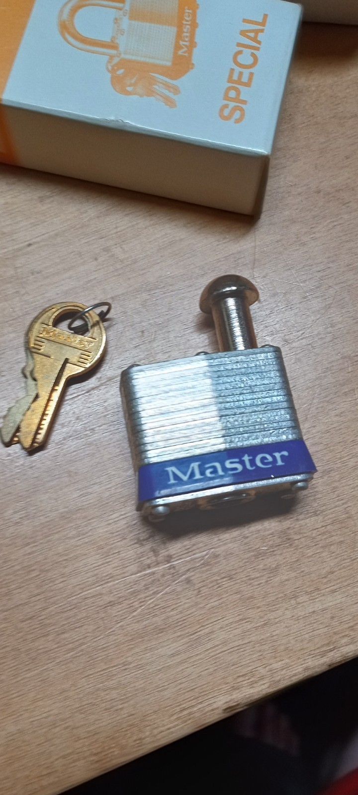4 Pc. MASTER Lock “”SPECIAL”” 443KA Keyed Alike Padlock,Rectangle,Silver 3HWK3