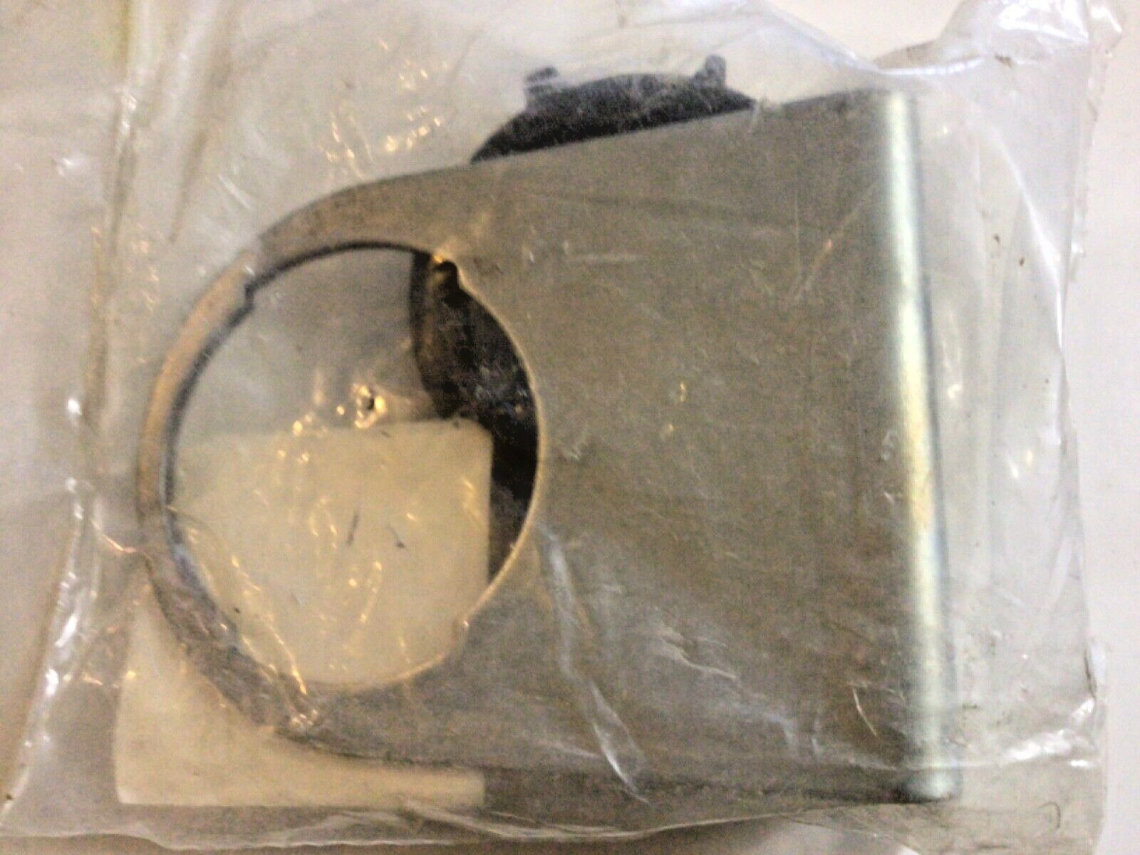 IMI NORGREN Panel mount bracket 5570-04