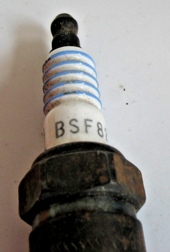 New NOS Ford Motorcraft Autolite Spark Plug BSF82