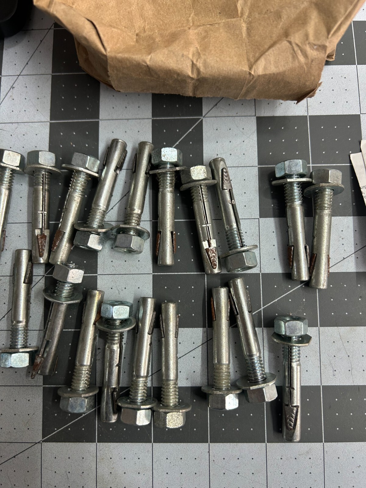 NOS 20-pack lot Wej-it Sleeve Concrete Anchor Hex Head 5/16 x 2″