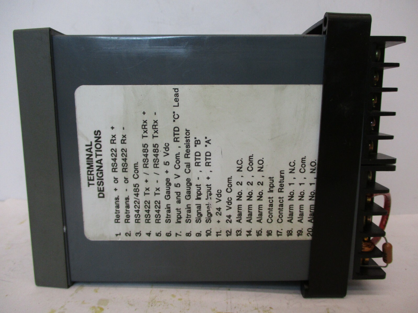 760/2/1/0/1/0 85-264 VAC, 45/65 Hz, 15 VA A2207WVS