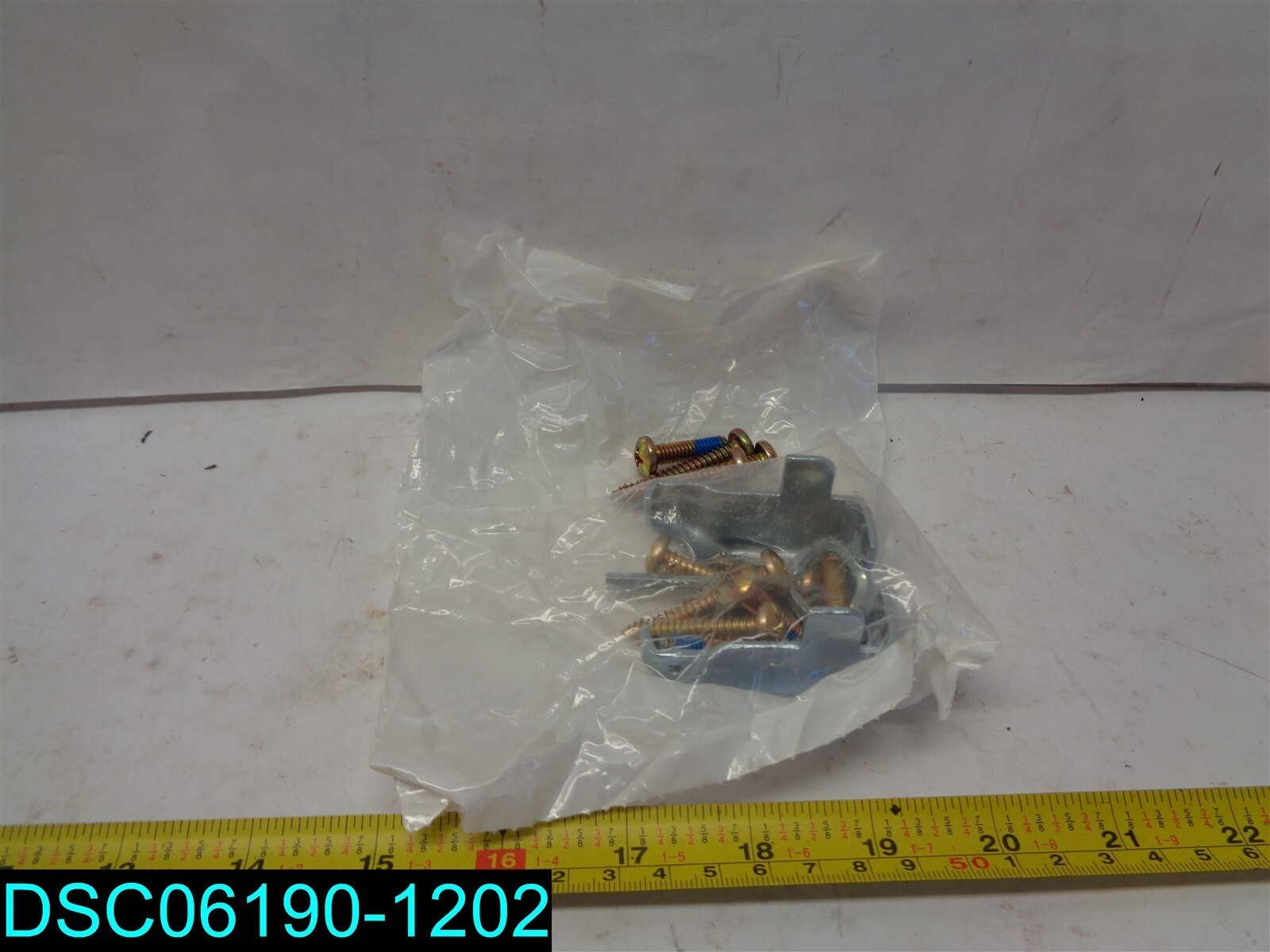 End Clamp MTG SCR 81-9500-1542-999