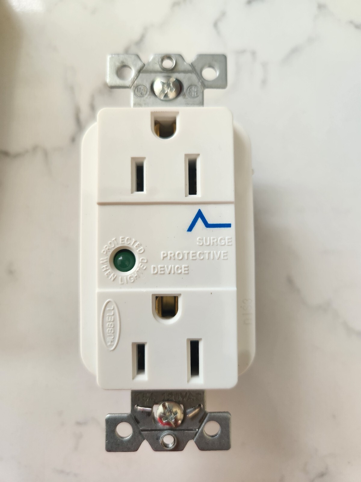 Hubbell Commercial Duplex Outlet 15A Nema 5 Surge Suppressor 5260WSAZ WHITE NEW