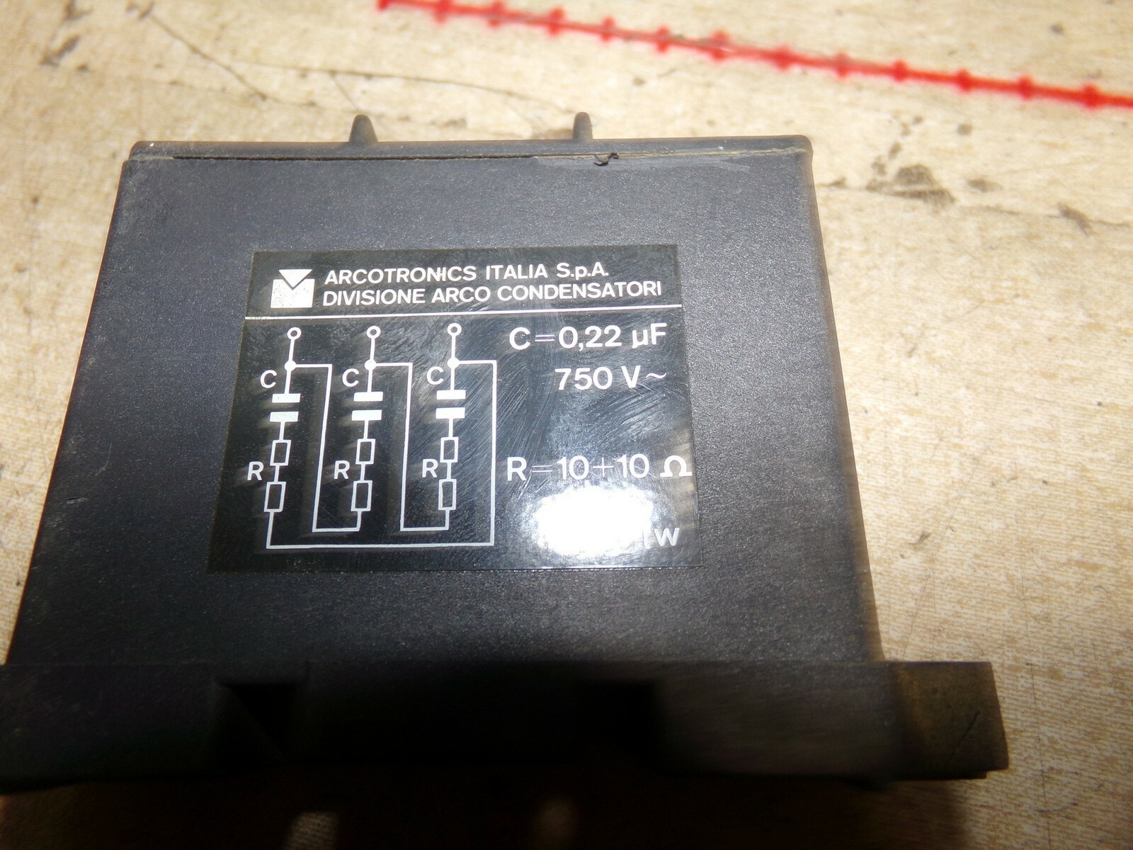 Arcotronics 750V Black Capacitor *FREE SHIPPING*